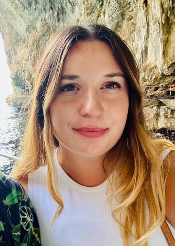 vanessa barzbasi profile picture